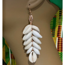 BOUCLE D'OREILLE PENDANTE