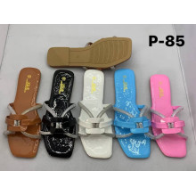 CHAUSSURES DES FEMMES