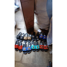 CHAUSSURES DES HOMMES