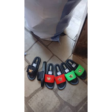 CHAUSSURES DES HOMMES